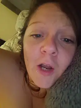 FlirtyFrayaXX - 2 surprise videos