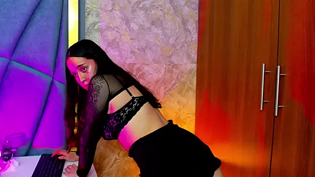 DaphneMeek - t skir off fir ur master+ slap pussy sub