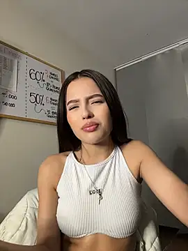 Sofia18_pinkk - SHOW OIL IN ASS 🍑💦