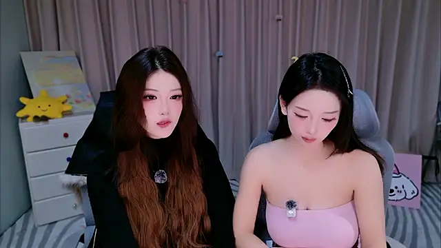 Yiyilailai - 依依生日快乐🍰🎁🎉