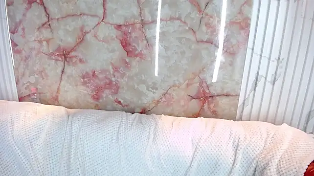 Holly_Watson_ - FUCK CLOSE CAM DEEP TOY AND CONTROL 3 MI