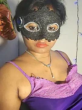 DIRTYSECRET_QUEEN_07 - Lick my nipples