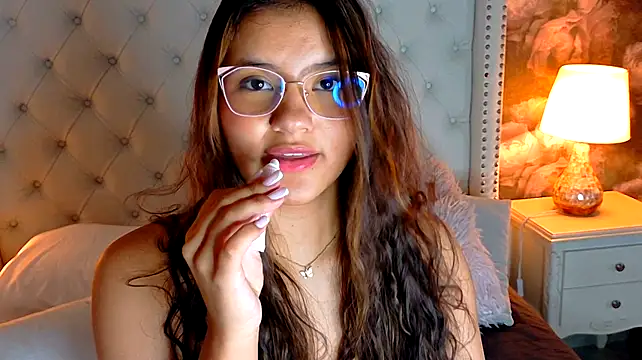 VictoriaNavarro - TAKE OF PANTY AND CLOSE UP 👅💦