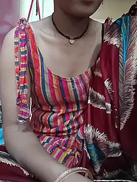 Kamini_hat
