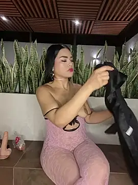LilyReus - Open Legs & Show Pussy 💦🍆