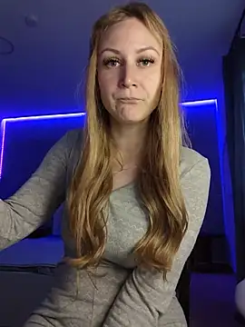 SweetGermanGoddess - 😈 Slap my Tits (5x)