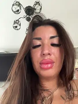 RuslanaXX - Squirt and drink