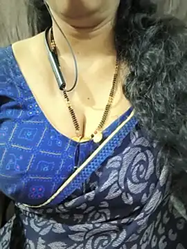 Bhuvana_555 - Boobs on honey