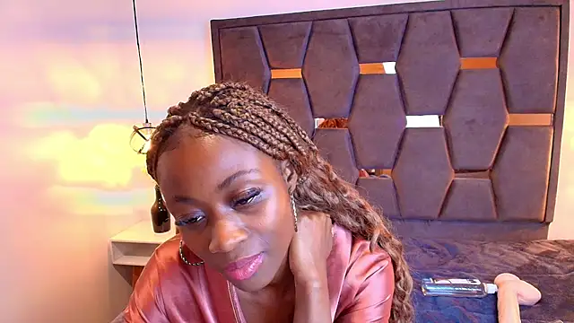 Sara_Naugty - FINGER IN MY ASS +SPANK HARDX7🍑