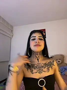 -Brittanny - OIL IN ASS AND FINGERS PUSSY