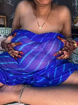 Hot__bhabhi_99 - Full Nude Boobs oil Massage 💋💋💋