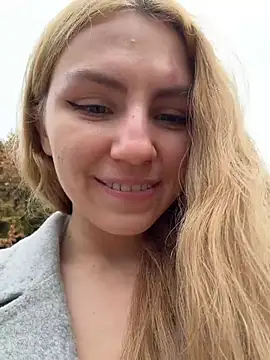 -stray-cat- - handbra and shake tits
