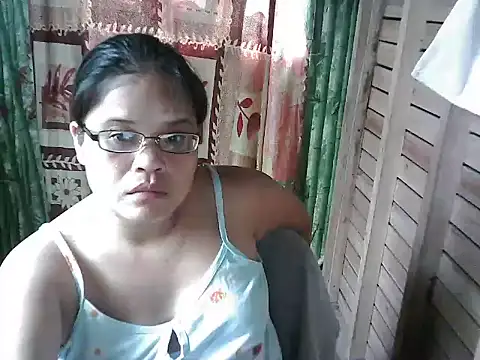 Hottiemomma - 25titts30ass50pussy100naked10standpm