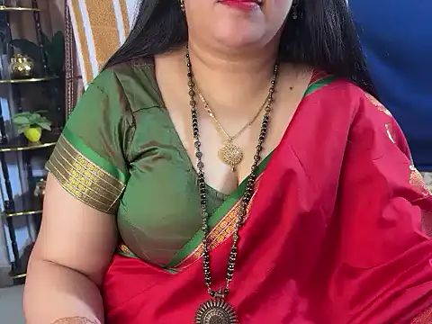 Curvy_Vincy4 - Make my karwachouth special