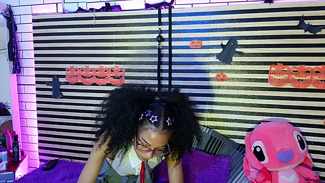 Zairamazal - play toy in my pussy