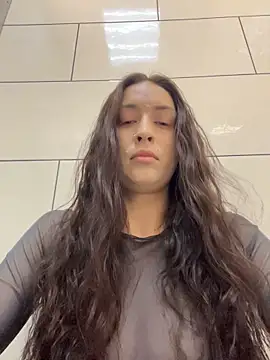 Holly_Play - pinch hard nipples under top in public