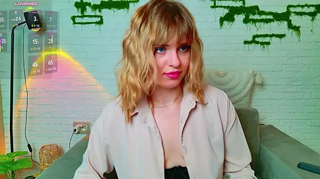 _Alison__ - Fingering asshole
