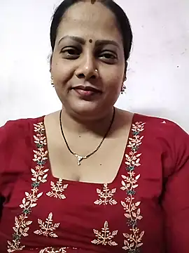 Hot_Aunty_44 - Boobs