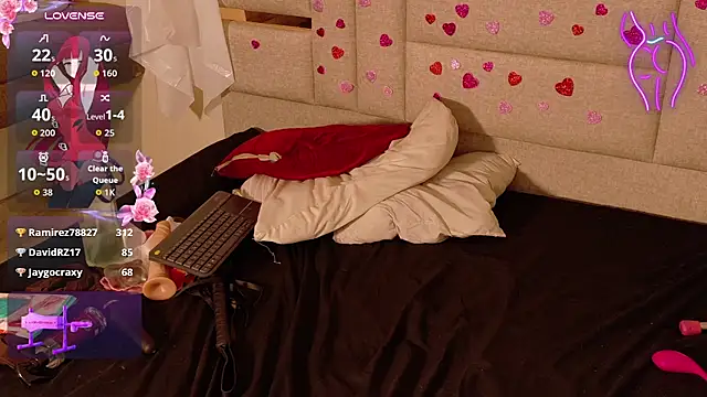 Luly_93 - masturbate with domi