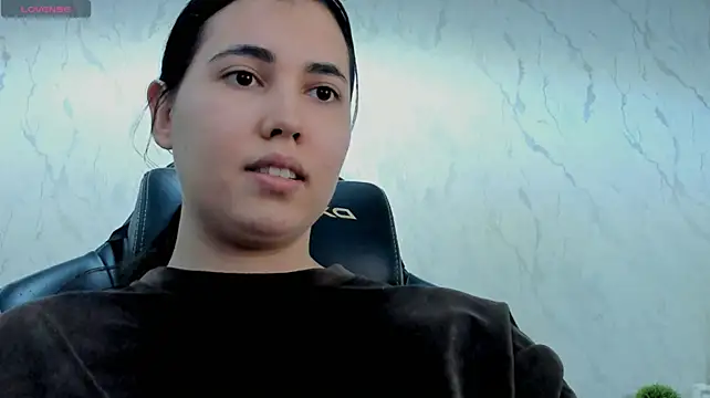 Diara_1an - oil pussy massage