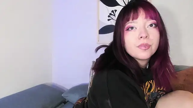 HannahSkies - make my ass red and my pussy wet