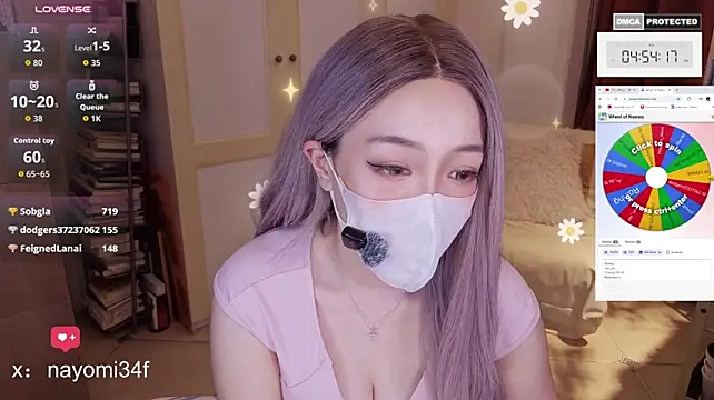 Nayomi_34f - 新做的腳腳美甲好美😍 幫大棒棒足交3分鐘