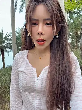 Selenaaaaa- - 马上开票，草地上全裸抽插喷水，8tk