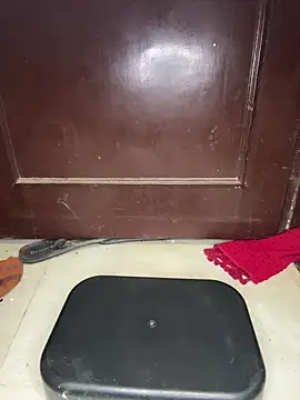 Juicey_bhabhi_pussy - Spit on pussy and boobs check insta boys