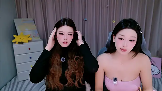 Yiyilailai - 依依生日快乐🍰🎁🎉