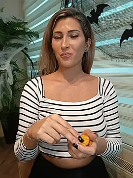 HeleneMonroe - Naughty Little Tease