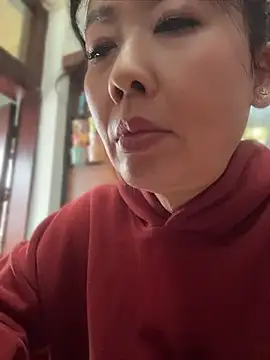 Hongxing188 - 完成目标:M腿、骑乘视角、后入视角、手指入穴、疯狂揉捏奶子、BB坐脸、比奶心