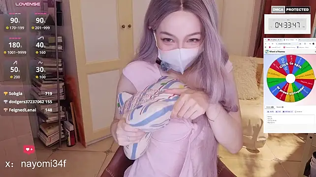 Nayomi_34f - 新做的腳腳美甲好美😍 幫大棒棒足交3分鐘