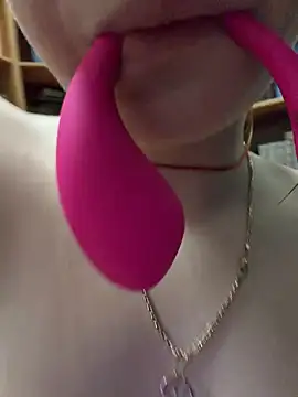 SlavicCandy - LICK FINGERS + TOUCH PUSSY IN LIBRARY
