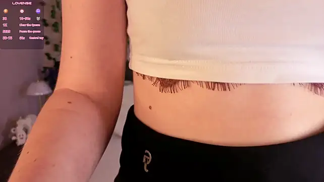 NylaVeyne - 💜squeeze my tits under the bra💜