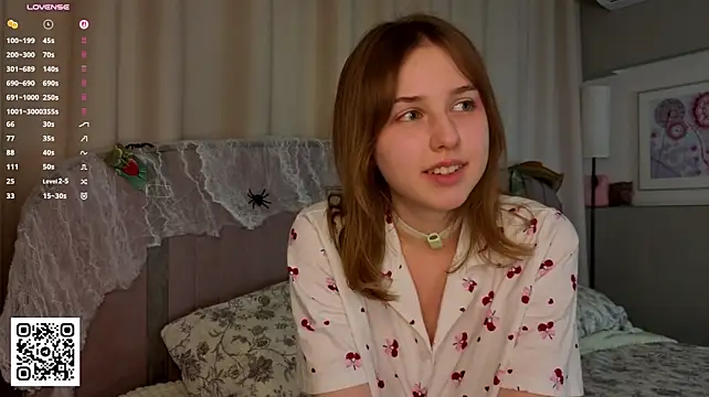 SunnySikarskie - ice from shoulders to pussy
