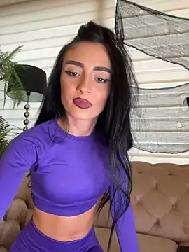 FeetVibe - 🔥 Slow & Naughty Body Tease