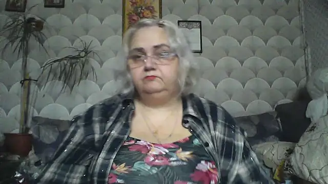 MarinaFarina53 - I want to buy a new laptop