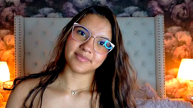 VictoriaNavarro - TAKE OF PANTY AND CLOSE UP 👅💦