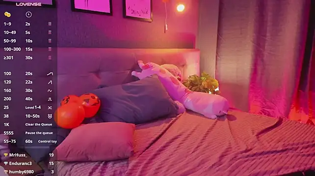 Lil1y_Moore - oil massage boobs