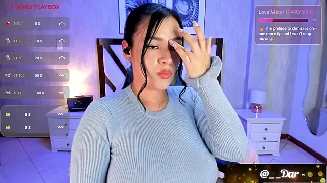 Lia_Simons