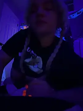 Cutiepiespanks - ✨Play With Pussy With Glowin Dildo✨