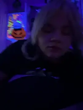 Cutiepiespanks - ✨Play With Pussy With Glowin Dildo✨