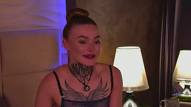 AriWild - ⚡️pussy play in panties
