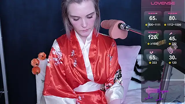 Kaya_Devis - Lick my perky nipples ♥