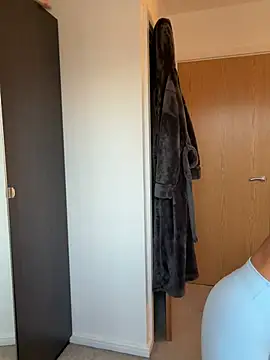 Millymae_ - Nurse uses dildo 👩🏼‍⚕️