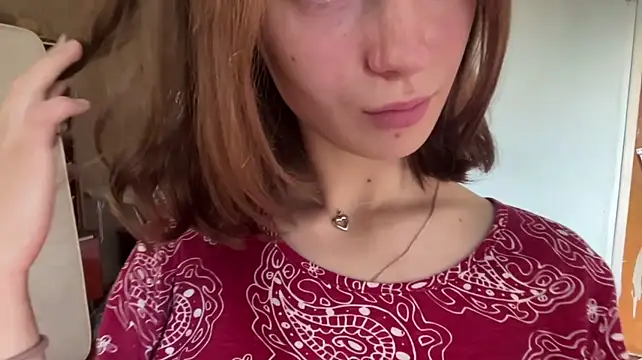 BrittanyLebowitz - Lick lips