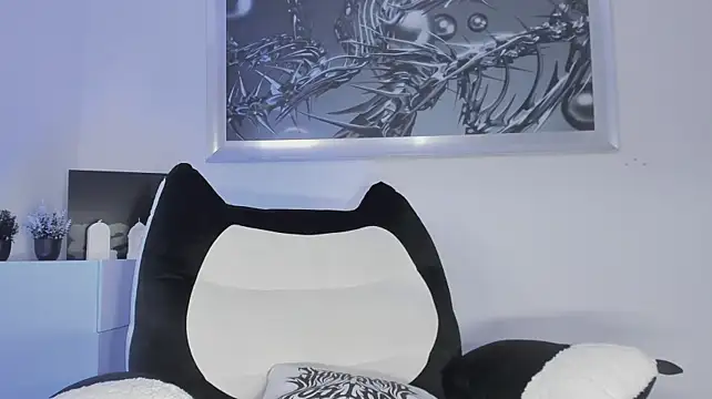 Elledanielle - Plug ass + finger pussy