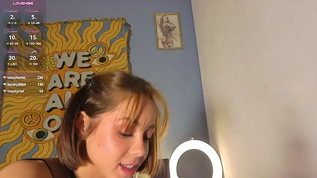 Lottie_cutie - Flash pussy and put LUSH inside me