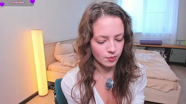 MarviSinner - Stroke my sweety legs