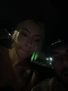 Lindaandtony - Deep throat and suck Tits